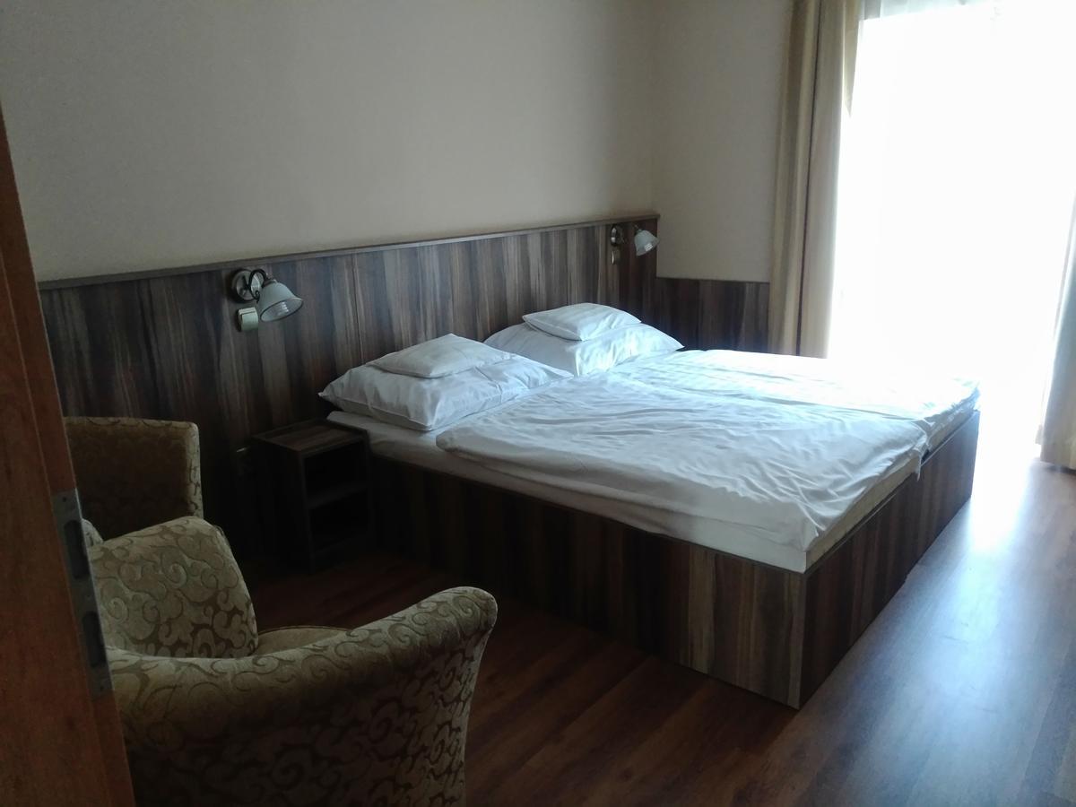 Siesta Club Apartman Harkány Extérieur photo